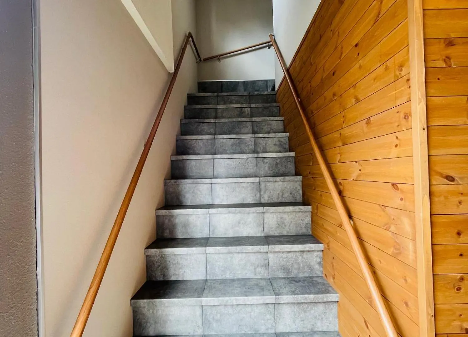 Sofil函館second Apartment Hakodate 0*,